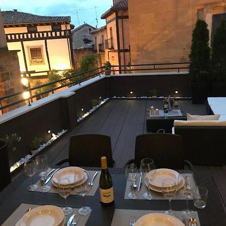 Edificio Privado Con Terraza Appartement Haro Buitenkant foto